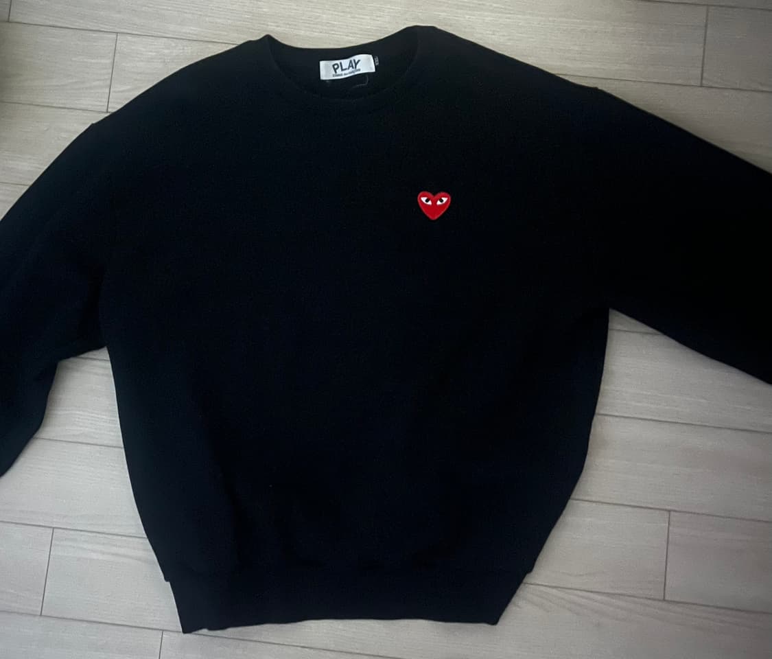 꼼데가르송 PLAY 블랙 맨투맨 XXL 상품이미지1