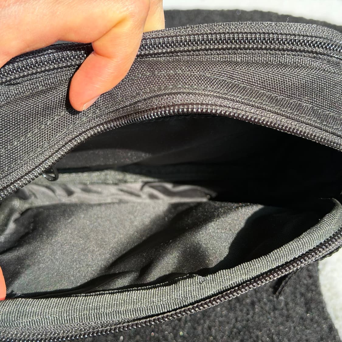 칼하트 에센셜 백 스몰 블랙 정품 상품이미지10