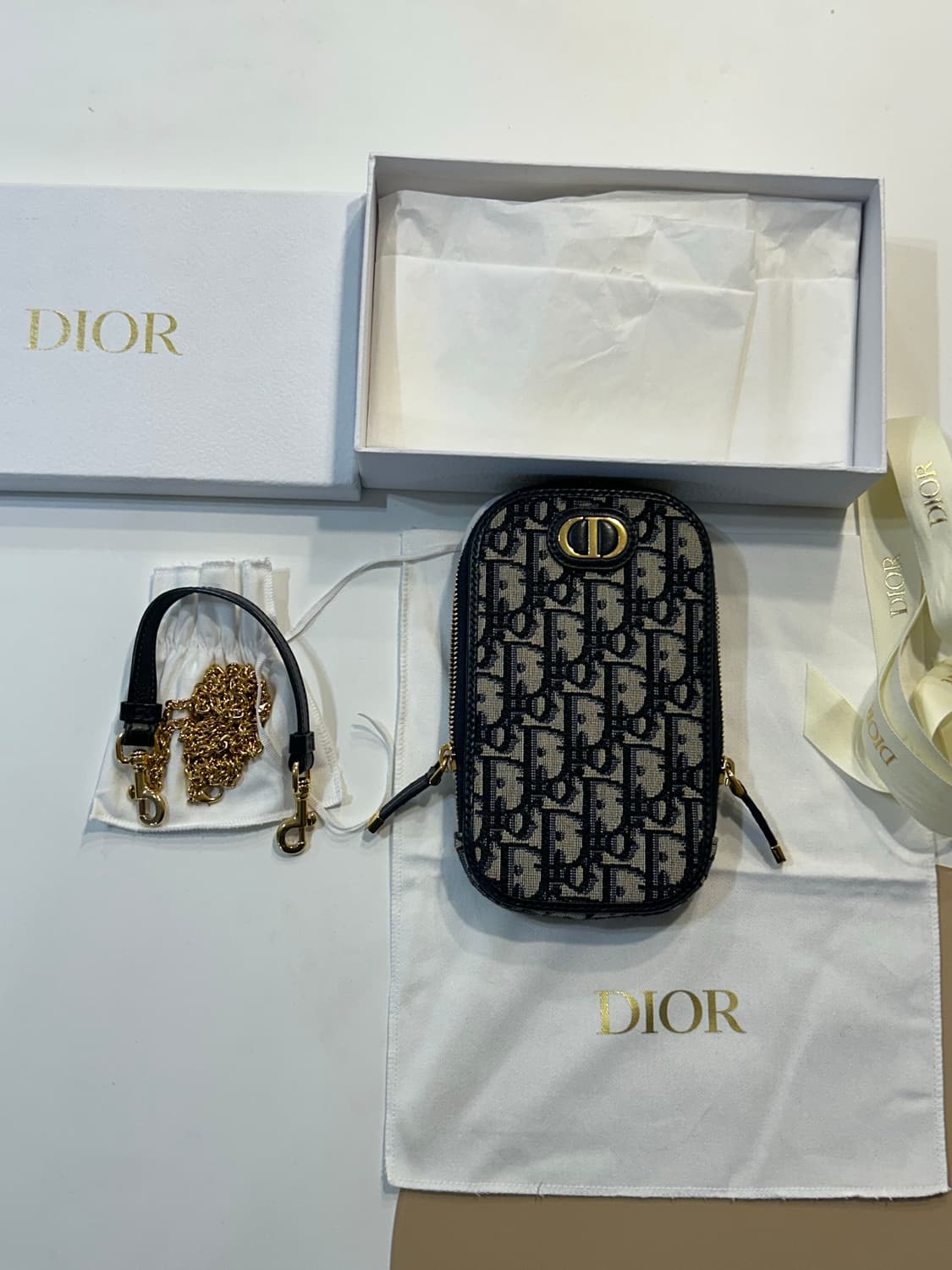디올 몽테인 30 휴대폰 홀더 상품이미지2
