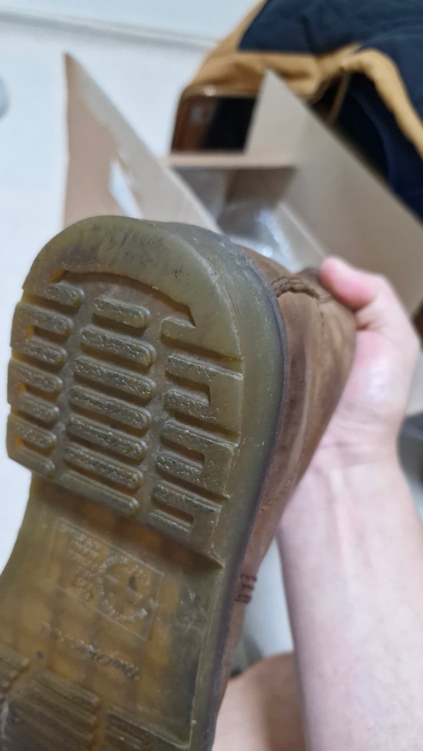 닥터마틴 11822 8홀 크레이지홀스 uk7 260-265 상품이미지6