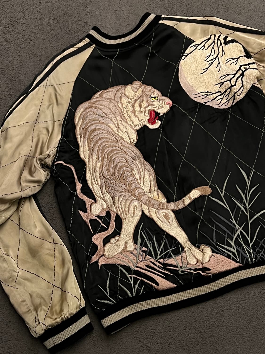 일본 클래식 스크립트 자수 리버시블 스카쟌 처분  상품이미지3