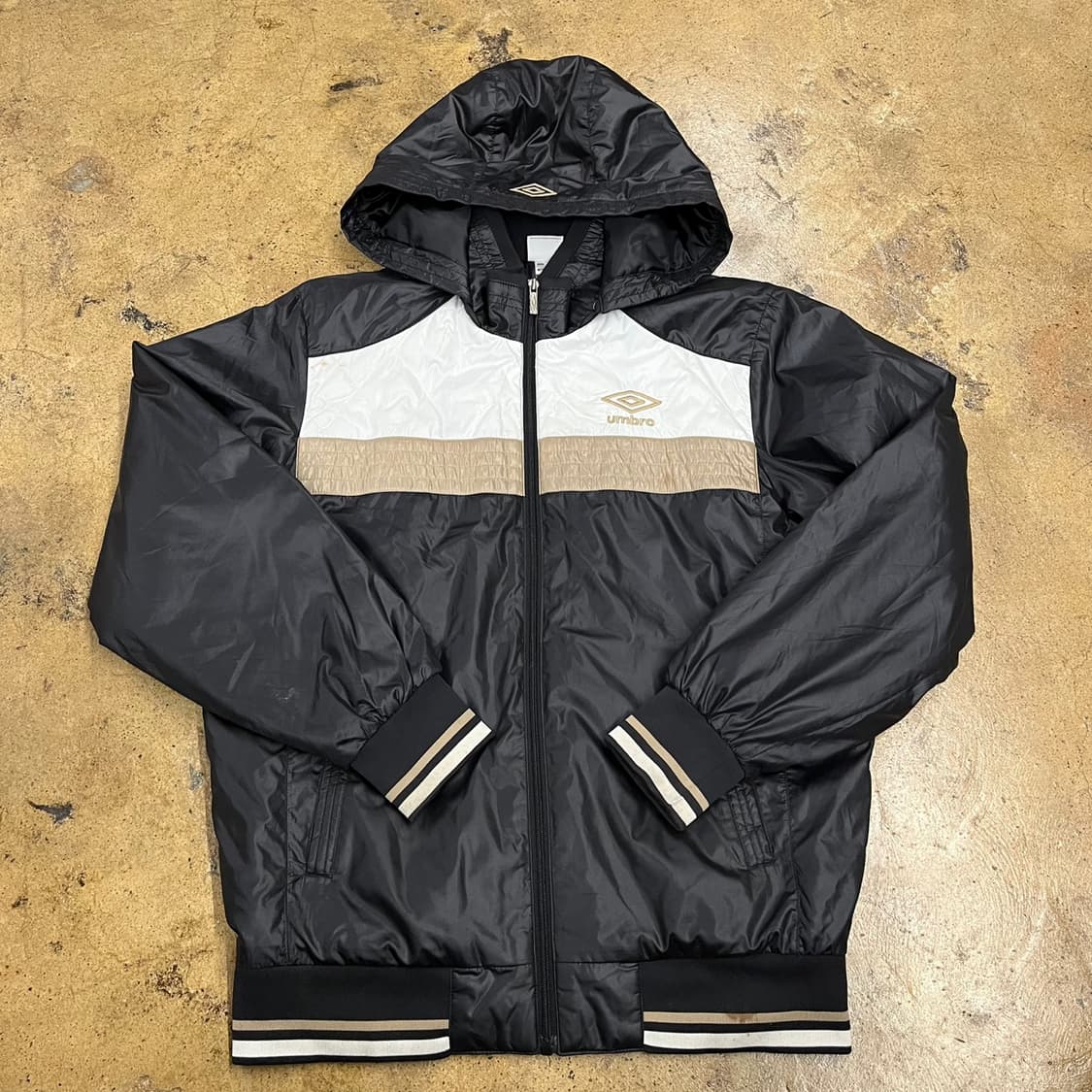 [정품/M] 엄브로 블랙 후드 윈드브레이커 자켓 b17 상품이미지2