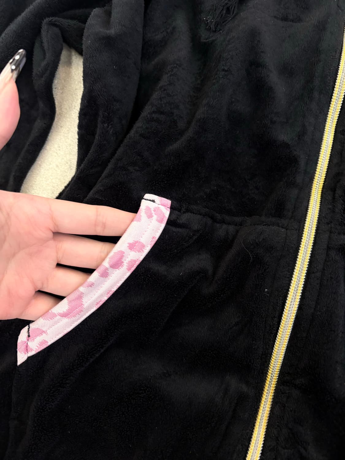 벨벳 블랙 핑크 키티 후드집업 상품이미지3