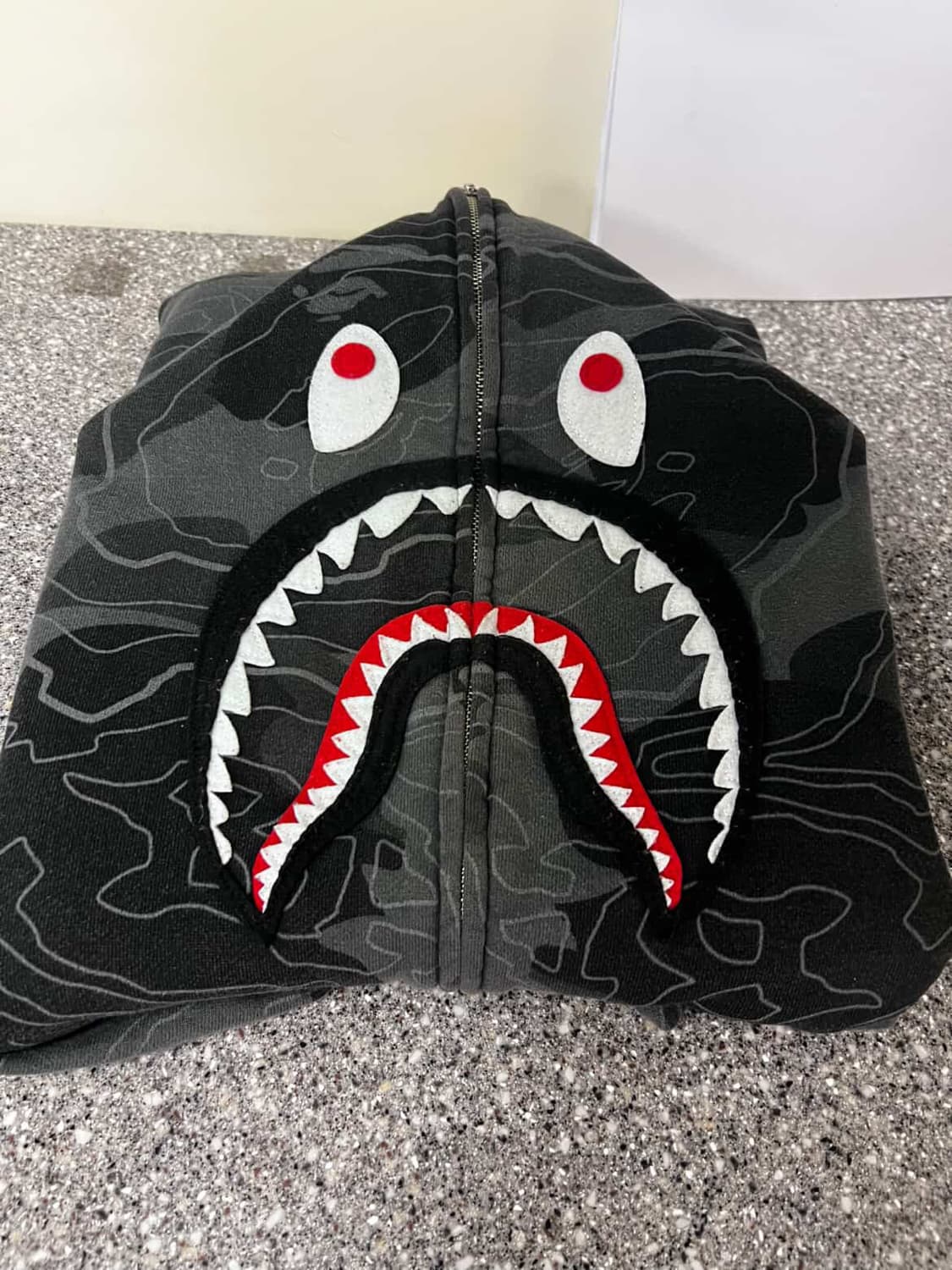 베이프 레이어드 라인 카모 샤크 풀 집 후드 블랙 상품이미지1