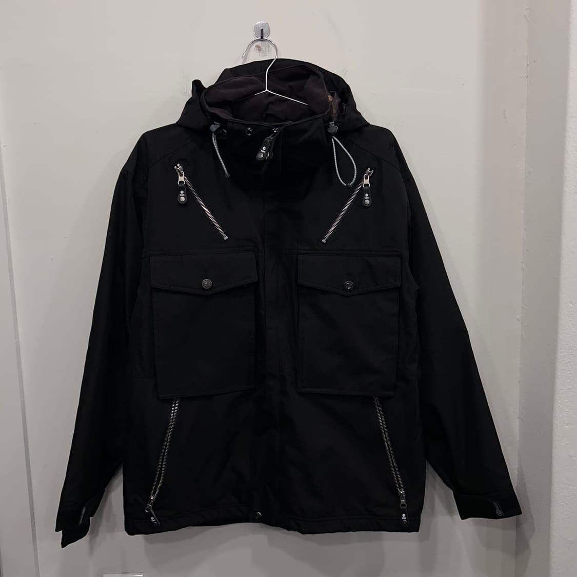 TSN 포켓 글로시 하이넥 후드 보드자켓 상품이미지2