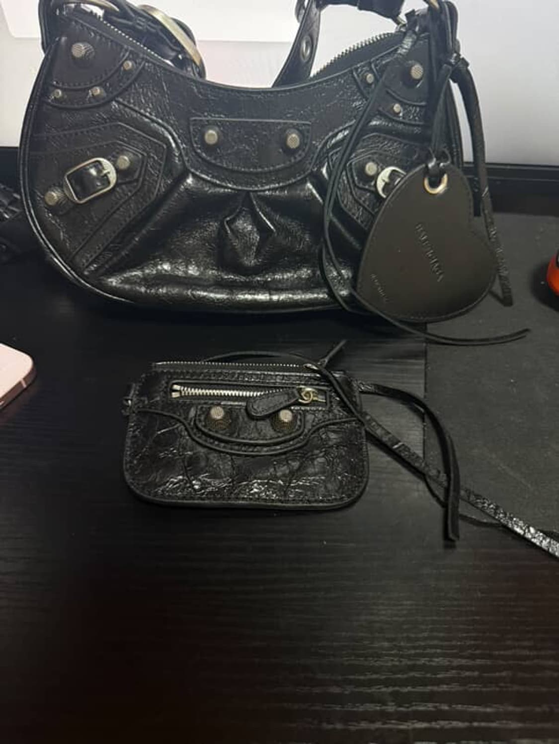 발렌시아가 르카골xs 블랙 상품이미지1
