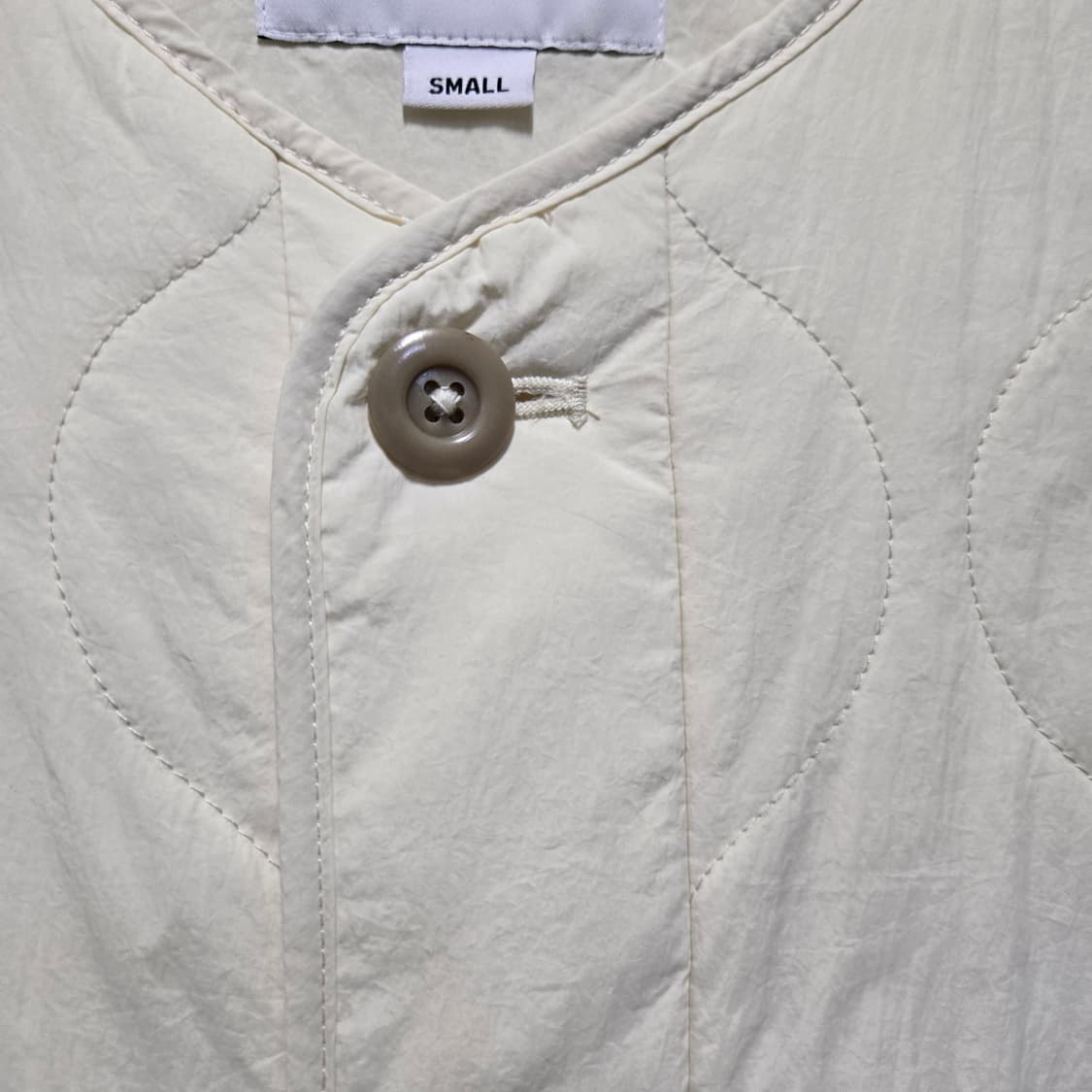 커버낫 숏 퀄팅 자켓 에크루  상품이미지4