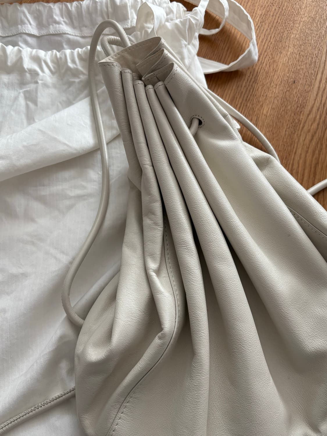 낫띵리튼 가방 상품이미지3