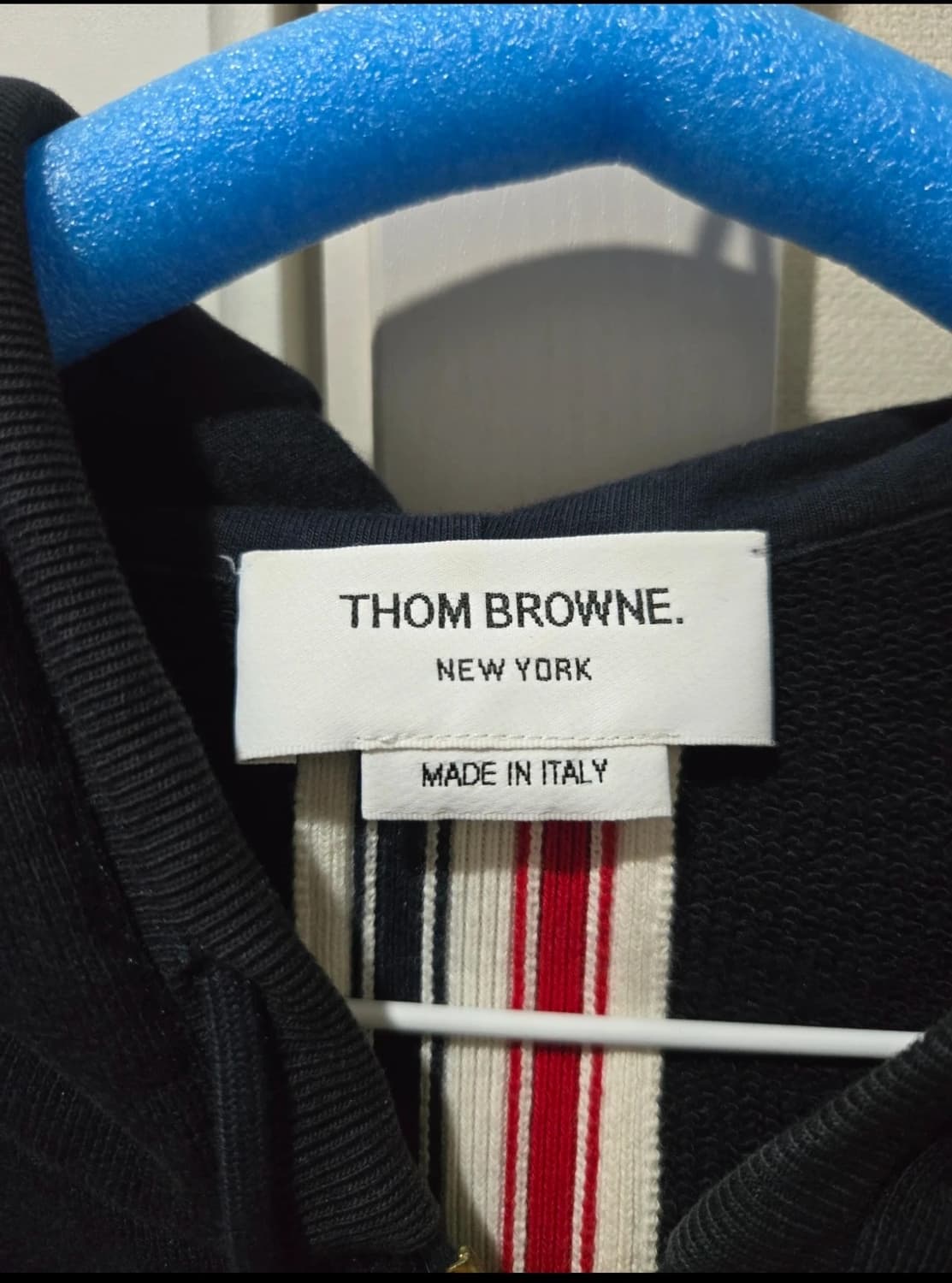 톰브라운 후드집업 금장 백화점판 상품이미지2