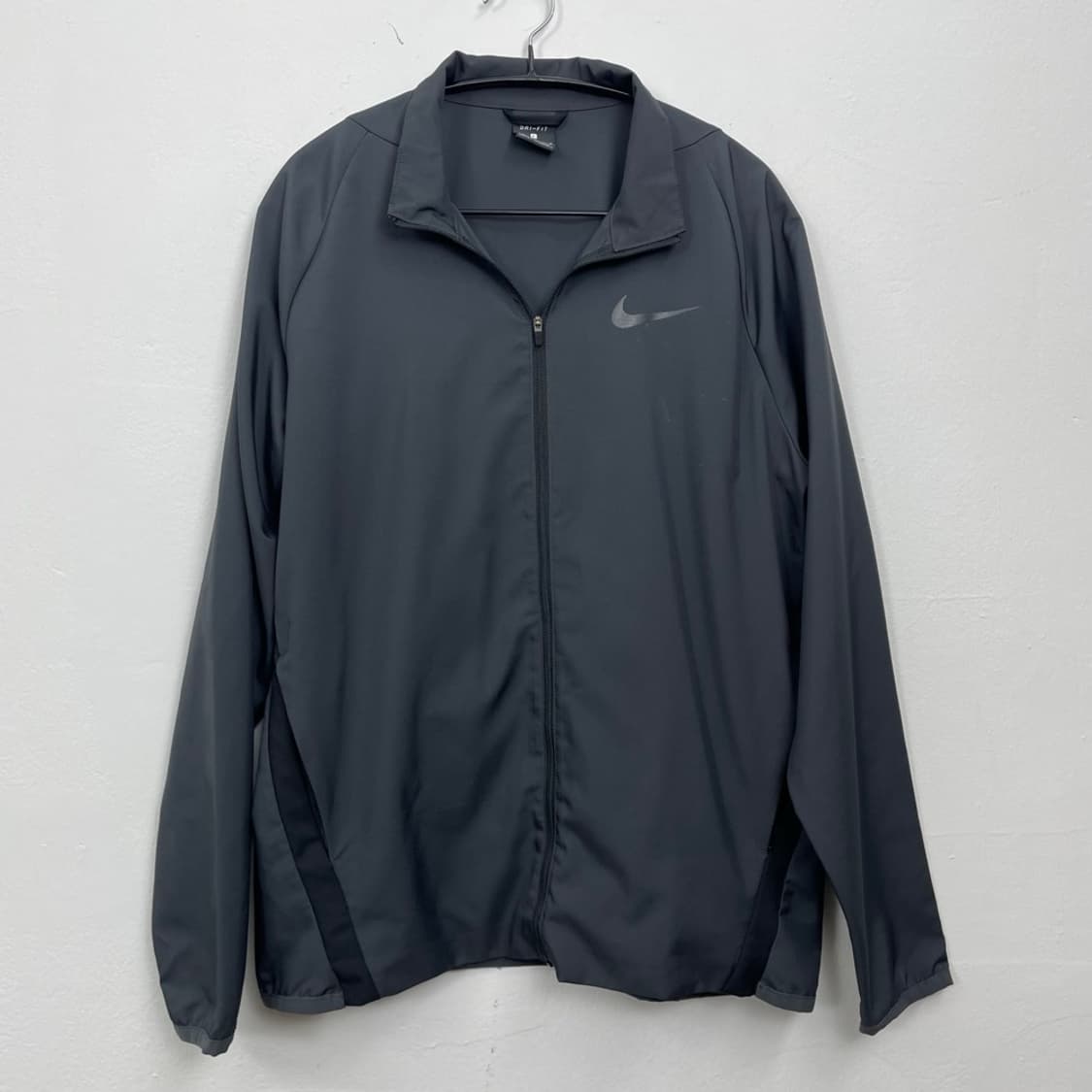 나이키 Nike 차콜 드라이핏 바람막이 집업 L 상품이미지8