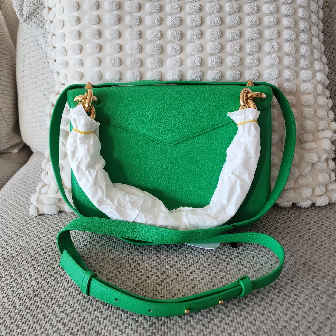 미사용 보테가베네타 엔벨롭 마운트 볼드 숄더백 미디움 패러킷 그린 상품이미지4