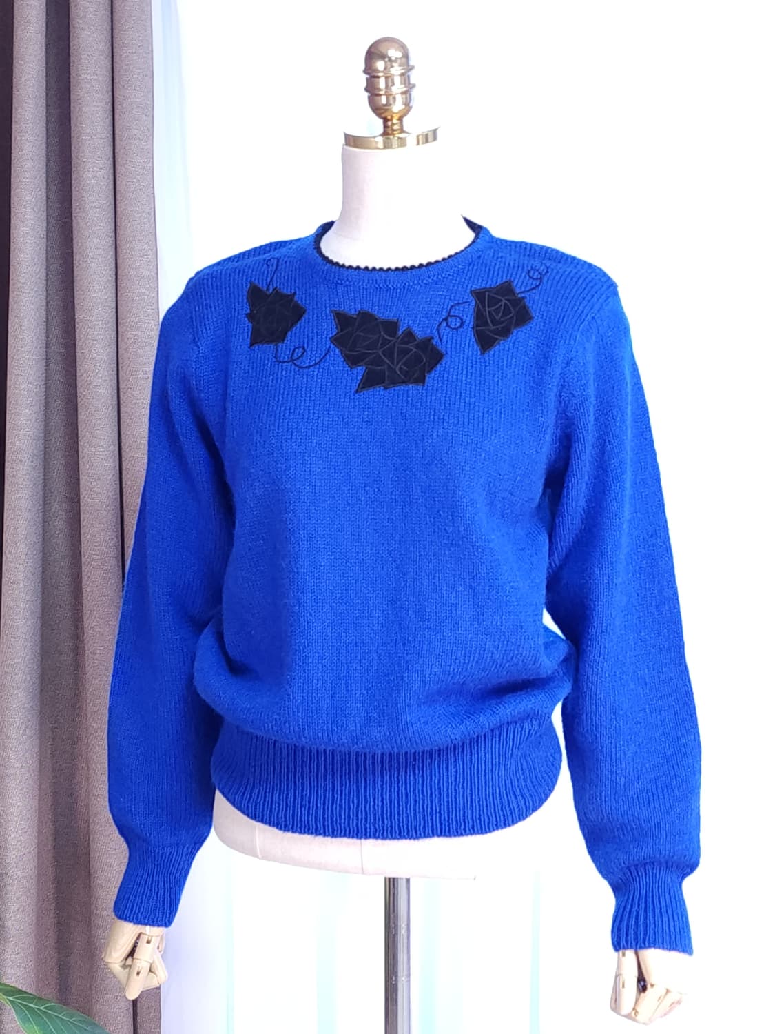 뉴울100 블루 니트 상품이미지2