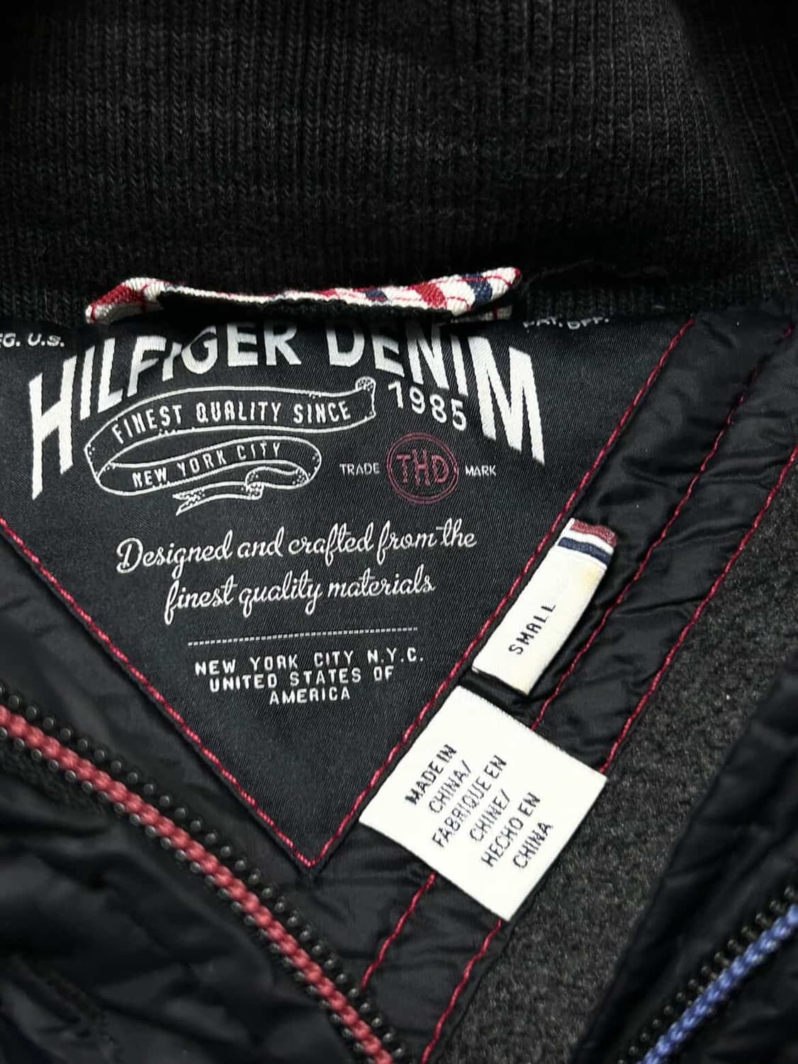 타미힐피거 미니로고 블랙 덕다운 울프죠 패딩 상품이미지7