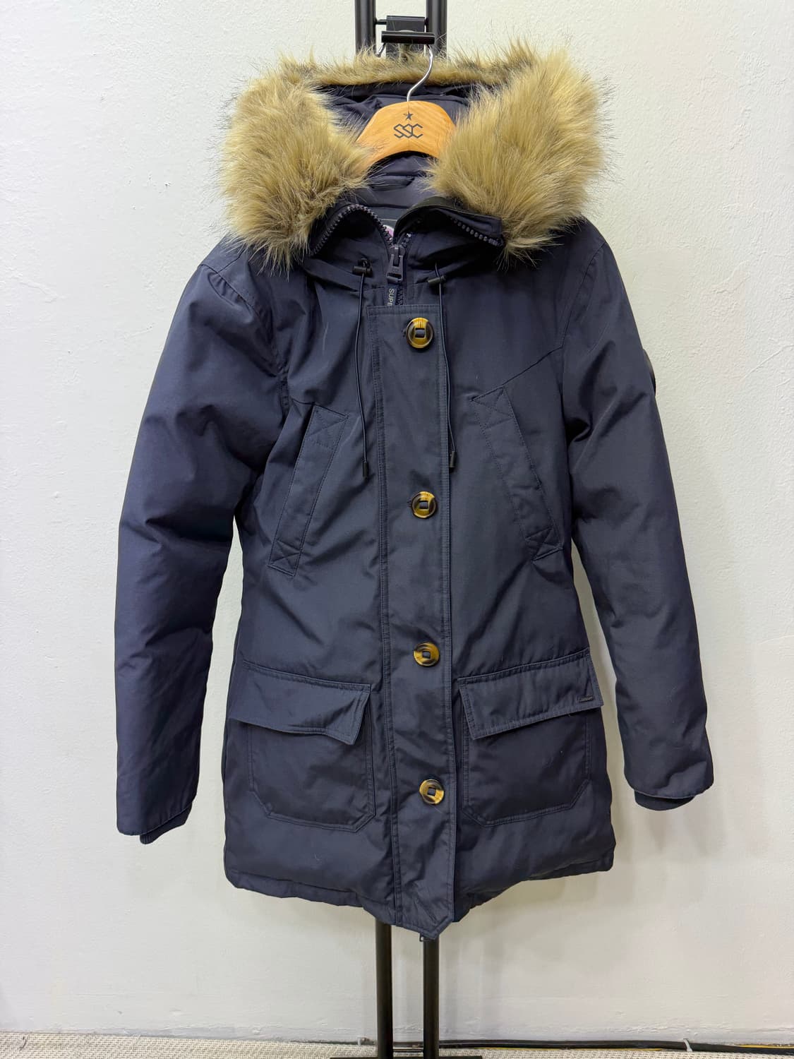 정품) 슈퍼드라이 여성 패딩 36 상품이미지1