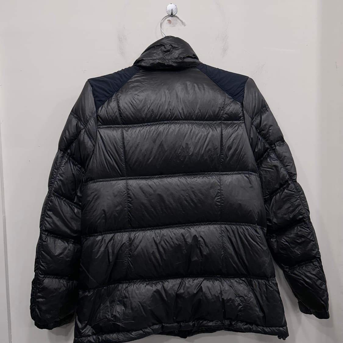 라푸마 구스다운 숄더패치 글로시 패딩 상품이미지6