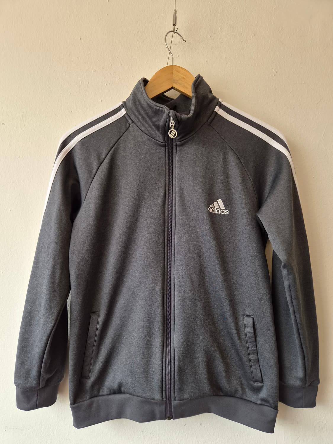 아디다스 키즈(여성가능) 그레이기모삼선트랙탑 79사이즈 상품이미지2