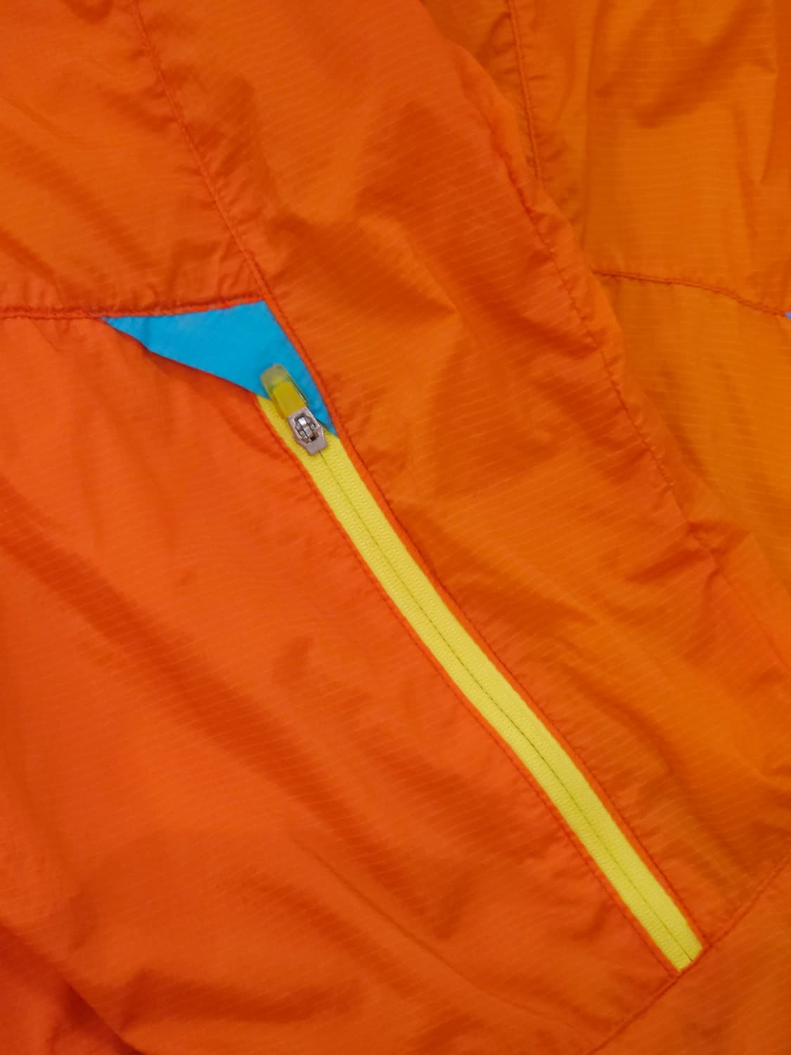 [100] 스케쳐스 비비드 오렌지 홑겹 후드 바람막이 자켓 상품이미지4