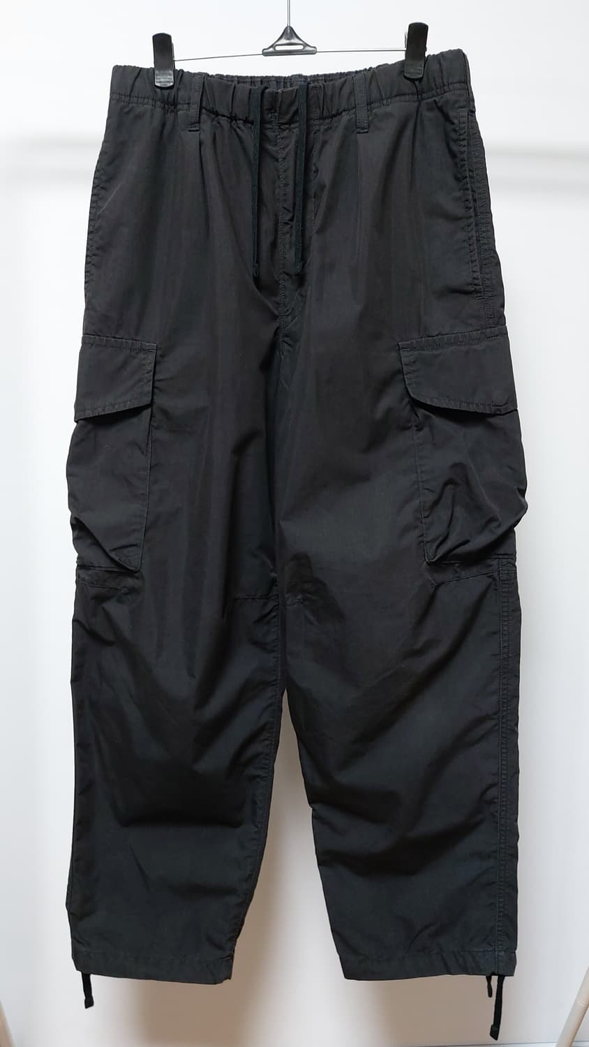 유니클로 블랙 카고 밴딩 팬츠(27~30) 상품이미지1