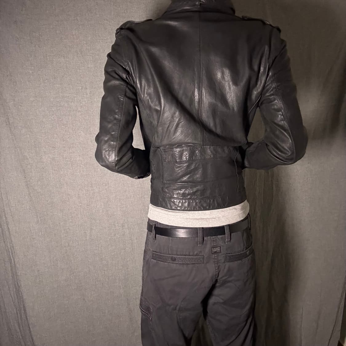 블랙 가죽 포켓 디테일 자켓 상품이미지5