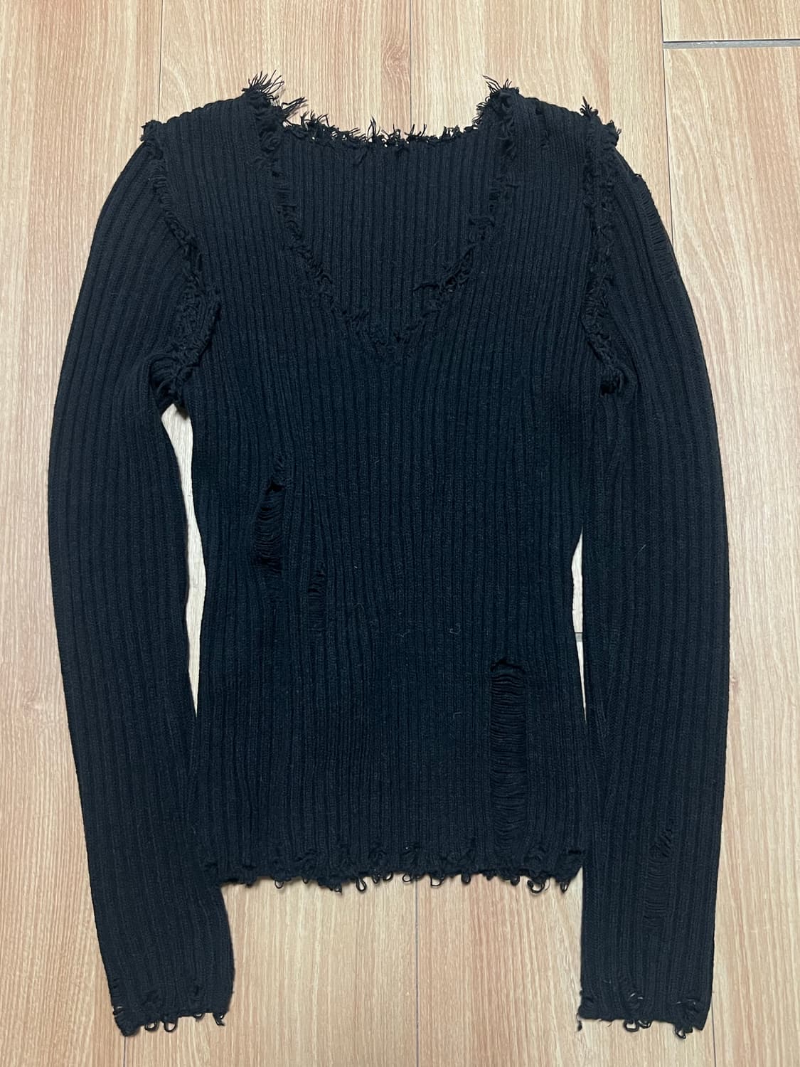 다이애그널 데미지 니트 블랙 상품이미지3