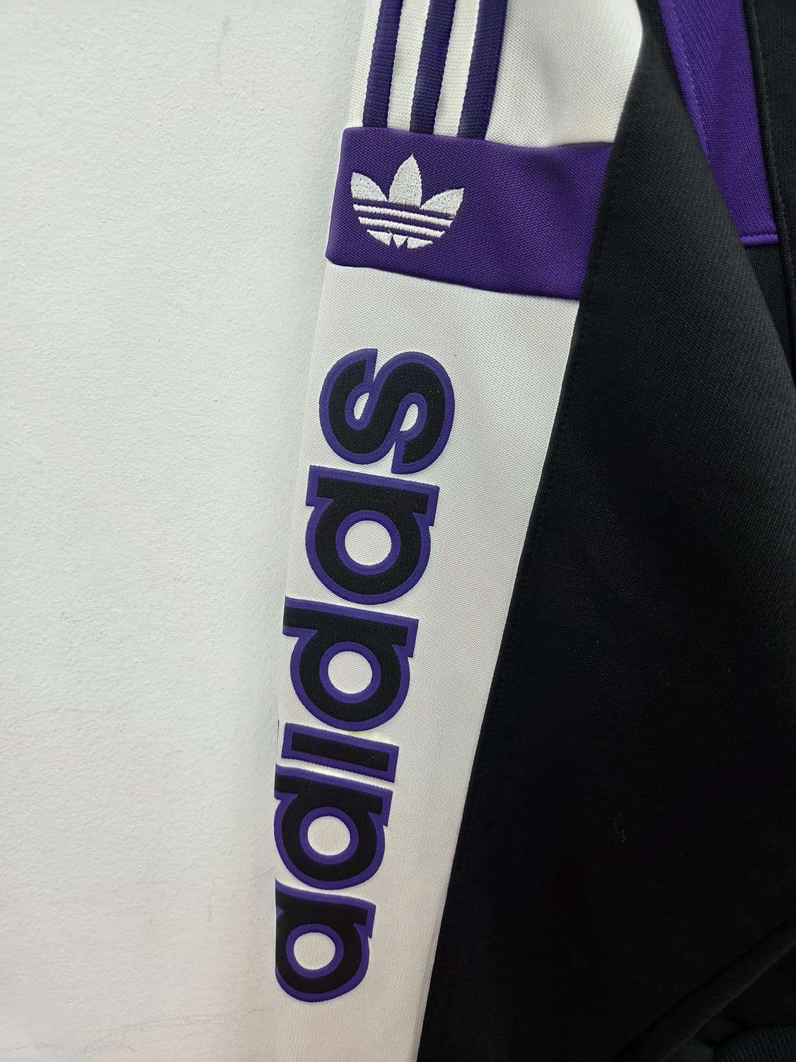L 90s 일본빈티지 아디다스 블랙/퍼플 트랙탑 상품이미지4