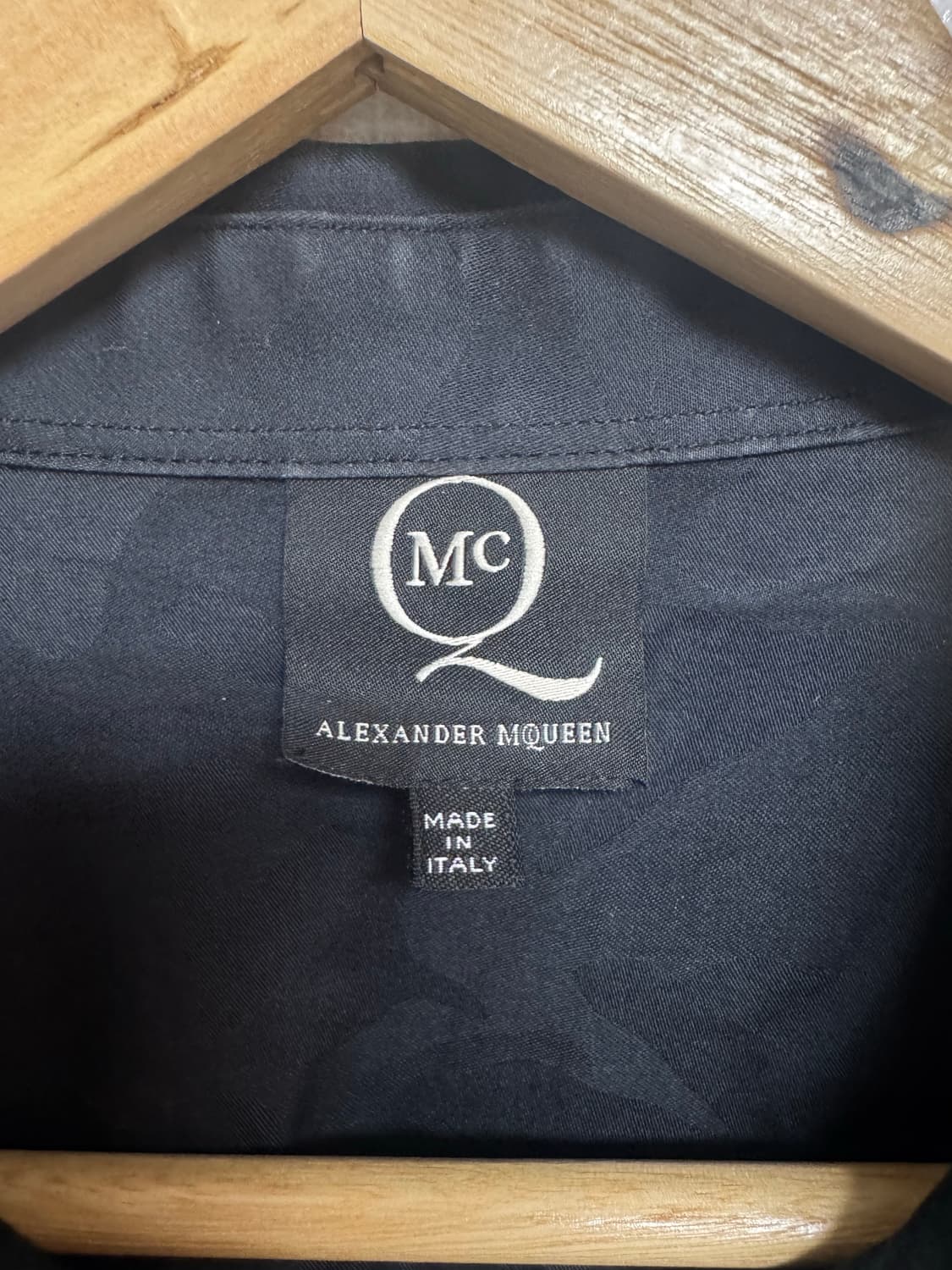 MCQ 알렉산더 맥퀸 자카드 카모 셔츠 (황금 스컬 버튼)XL 상품이미지2