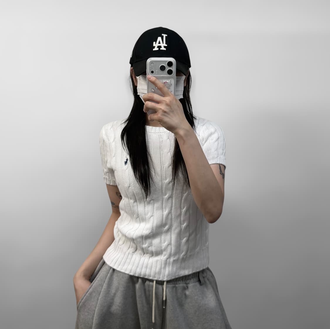 폴로 랄프로렌 포니 로고 반팔 가디건 화이트 상품이미지1