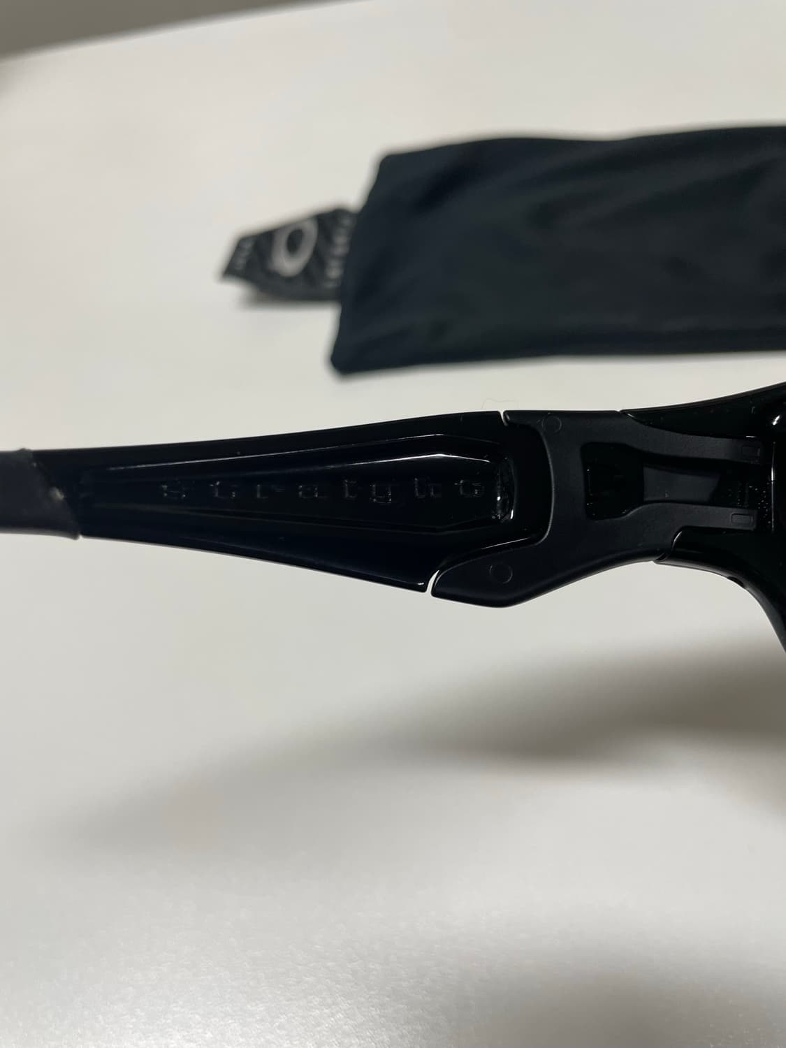 오클리 스트레이트자켓2.0 젯블랙 블랙이리듐렌즈 상품이미지6