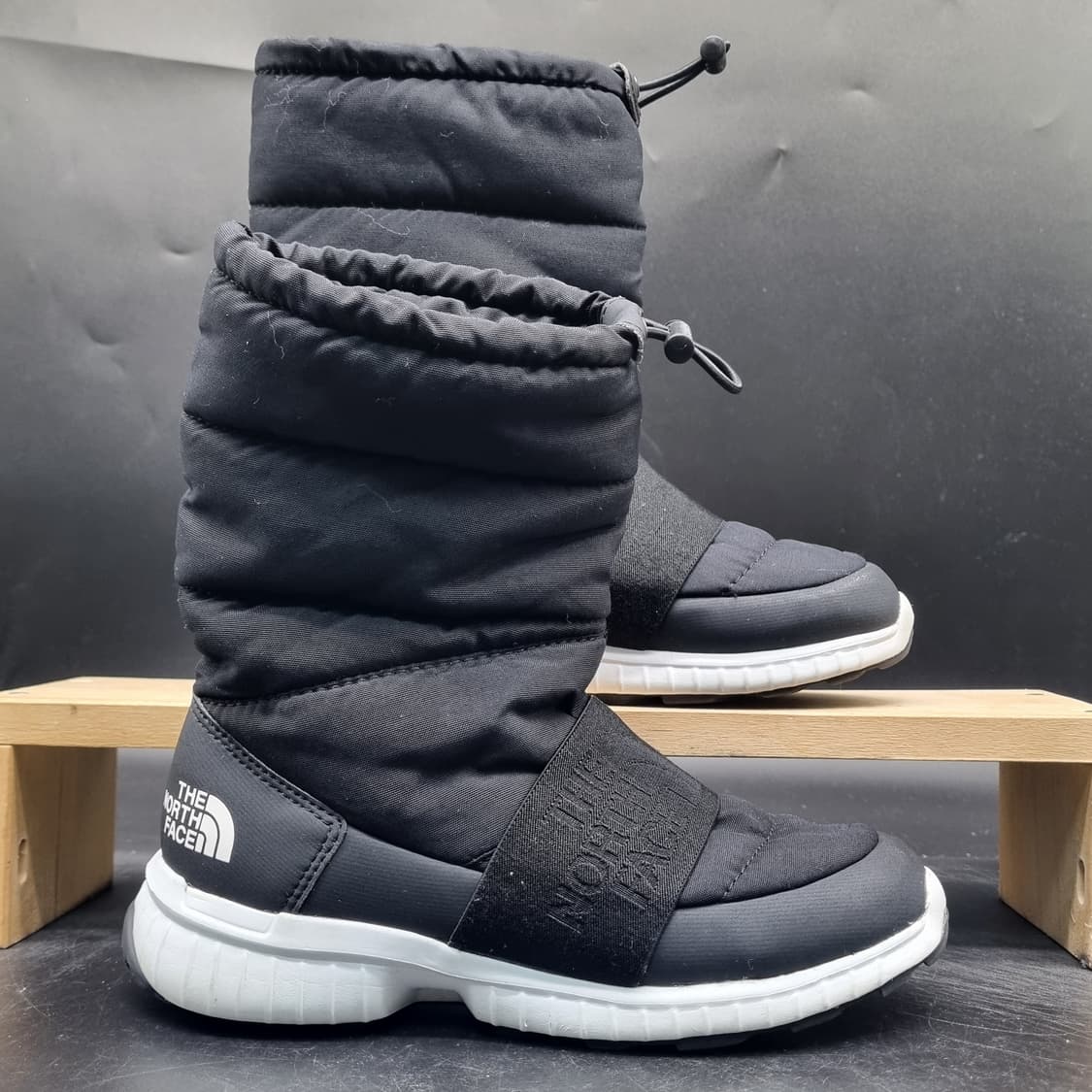 노스페이스 여성패딩부츠220 상품이미지1