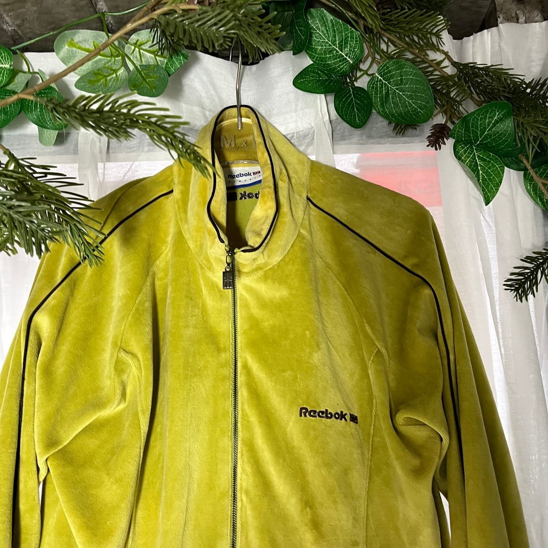 y2k 리복 벨벳 집업 상품이미지2