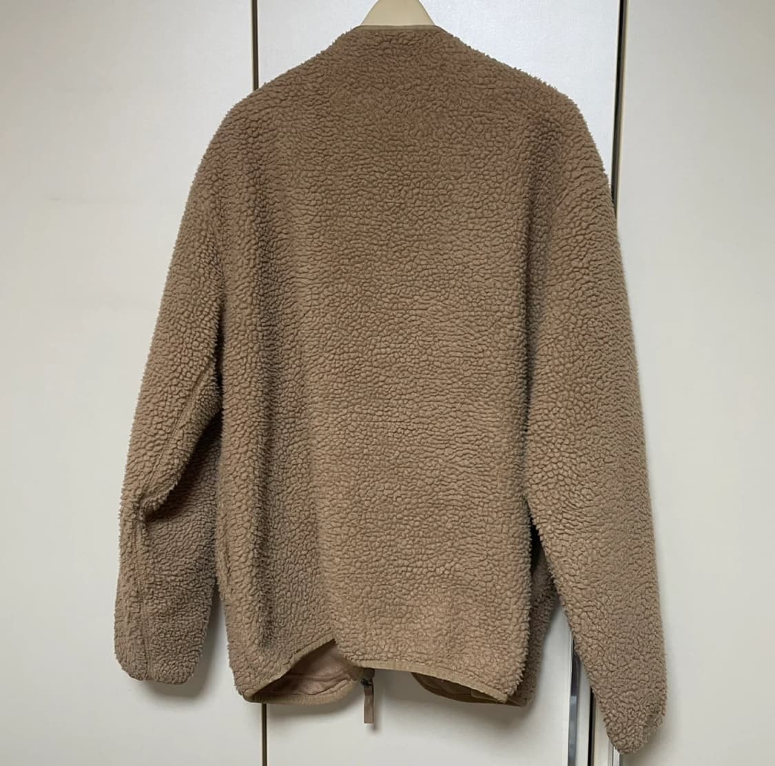 유니클로 U 후리스 브이넥 집업 자켓 M 브라운 상품이미지3