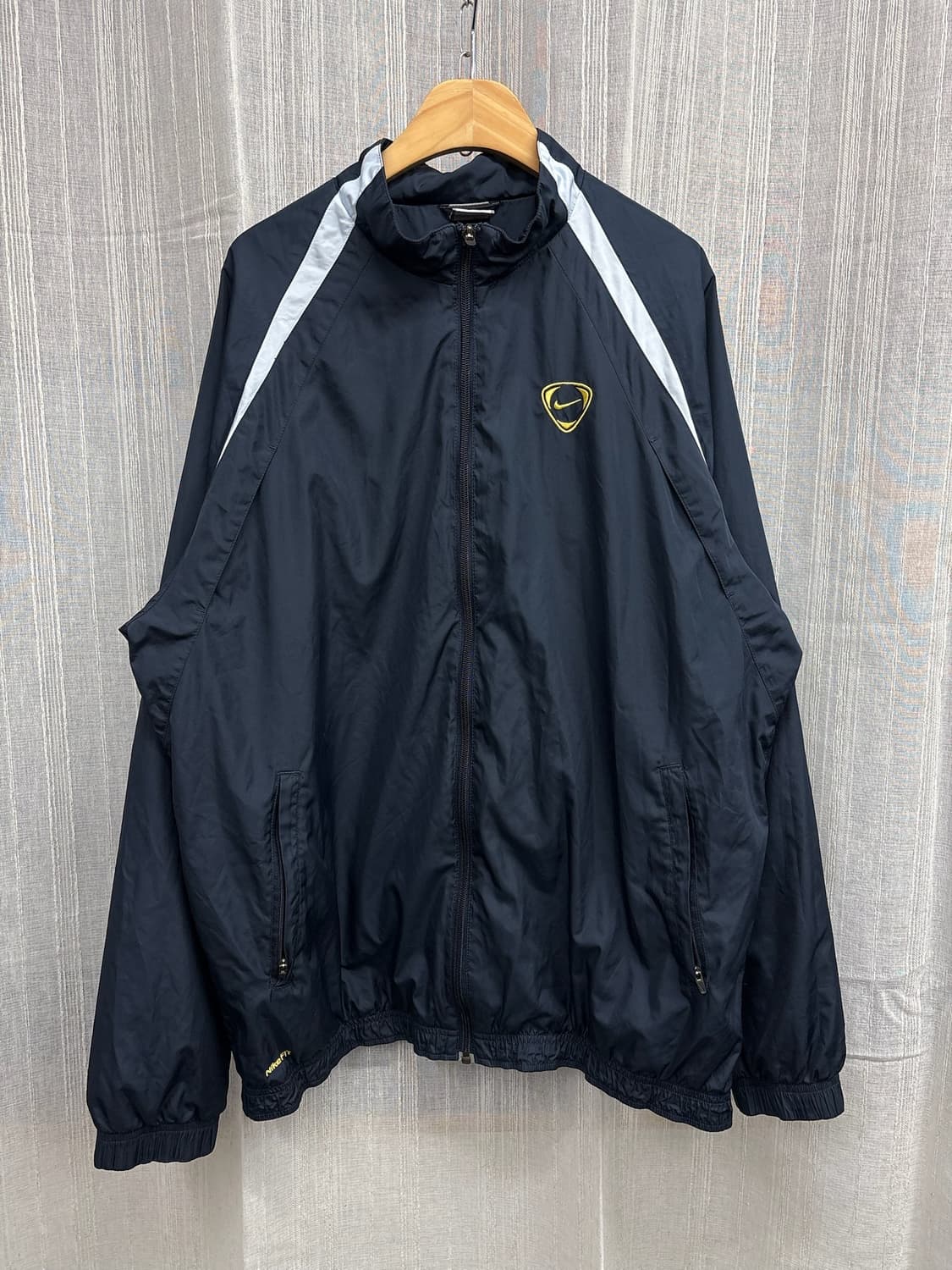 나이키 티엠포(Nike Tiempo) 바람막이 상품이미지1