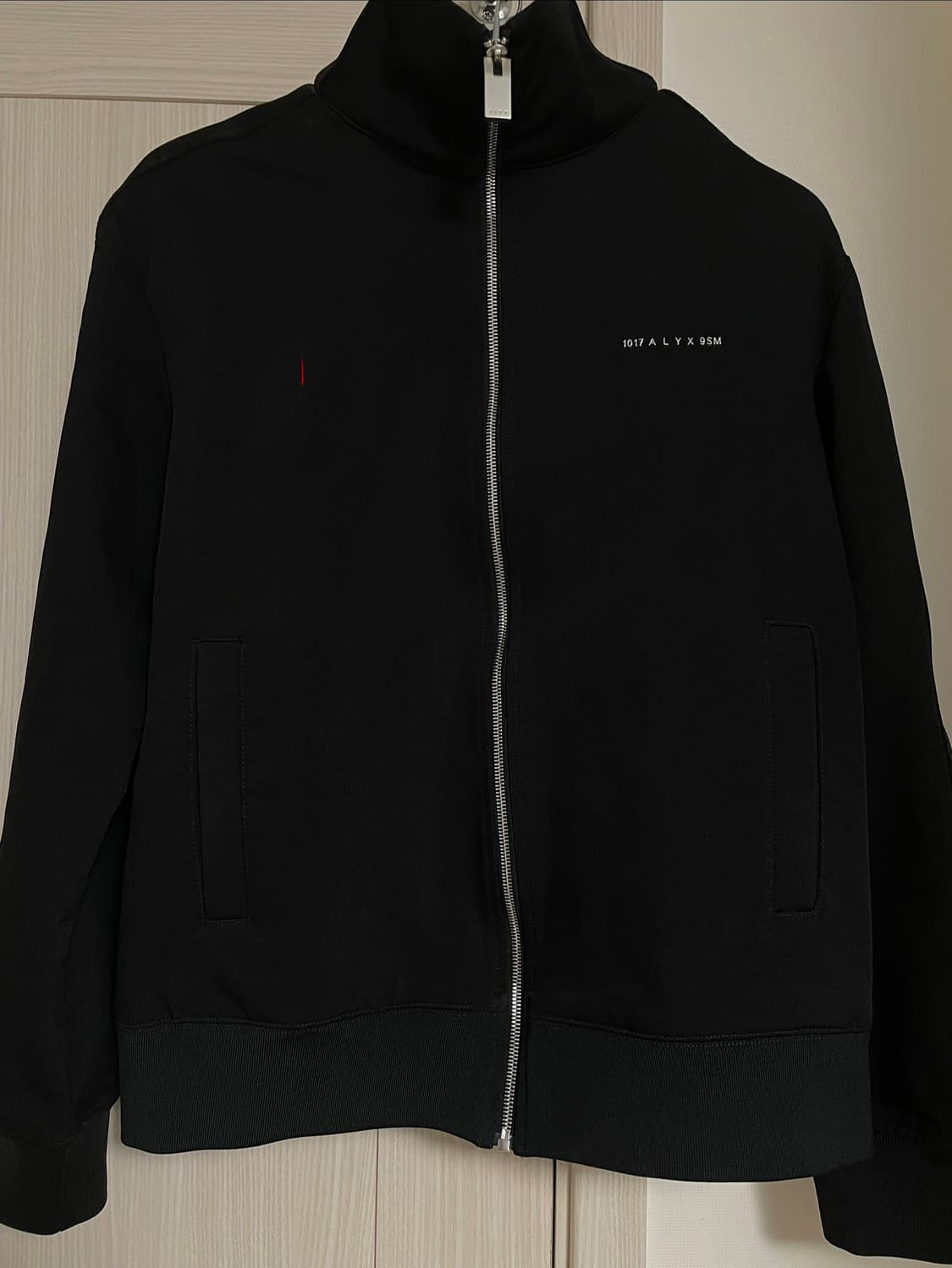 알릭스 트랙자켓 상품이미지1