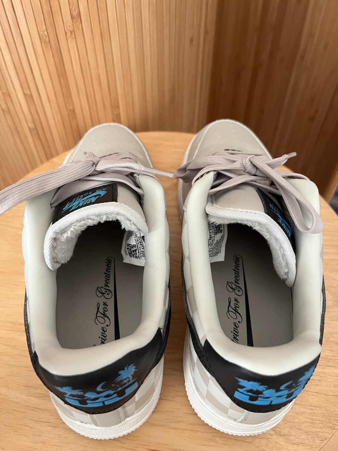 나이키에어포스1로우 르브론제임스 UK6 상품이미지5