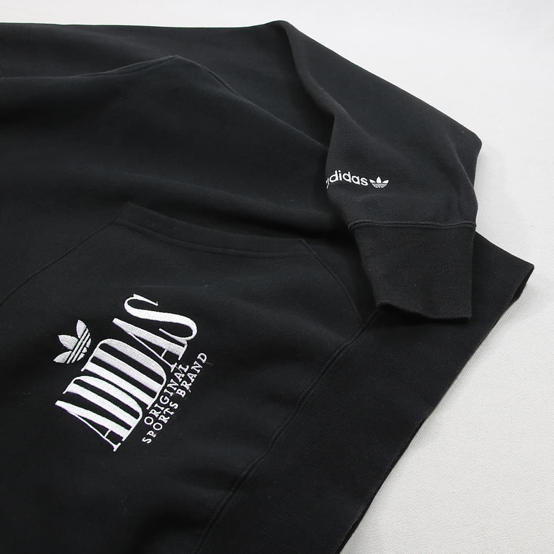 (착용컷) 아디다스 자수 후드 티셔츠 (남성용 105) 상품이미지6