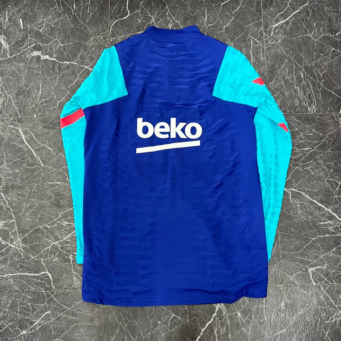 나이키 스우시 바르셀로나 베이퍼니트 스트라이크 드릴탑  상품이미지2