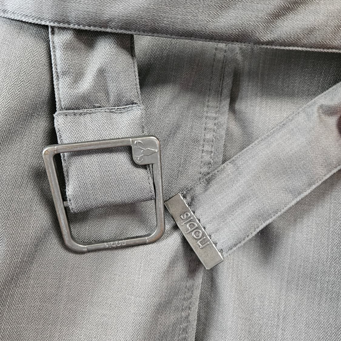 노비스 아스트리드 S 오리털 패딩 여성 카키색상 상품이미지9