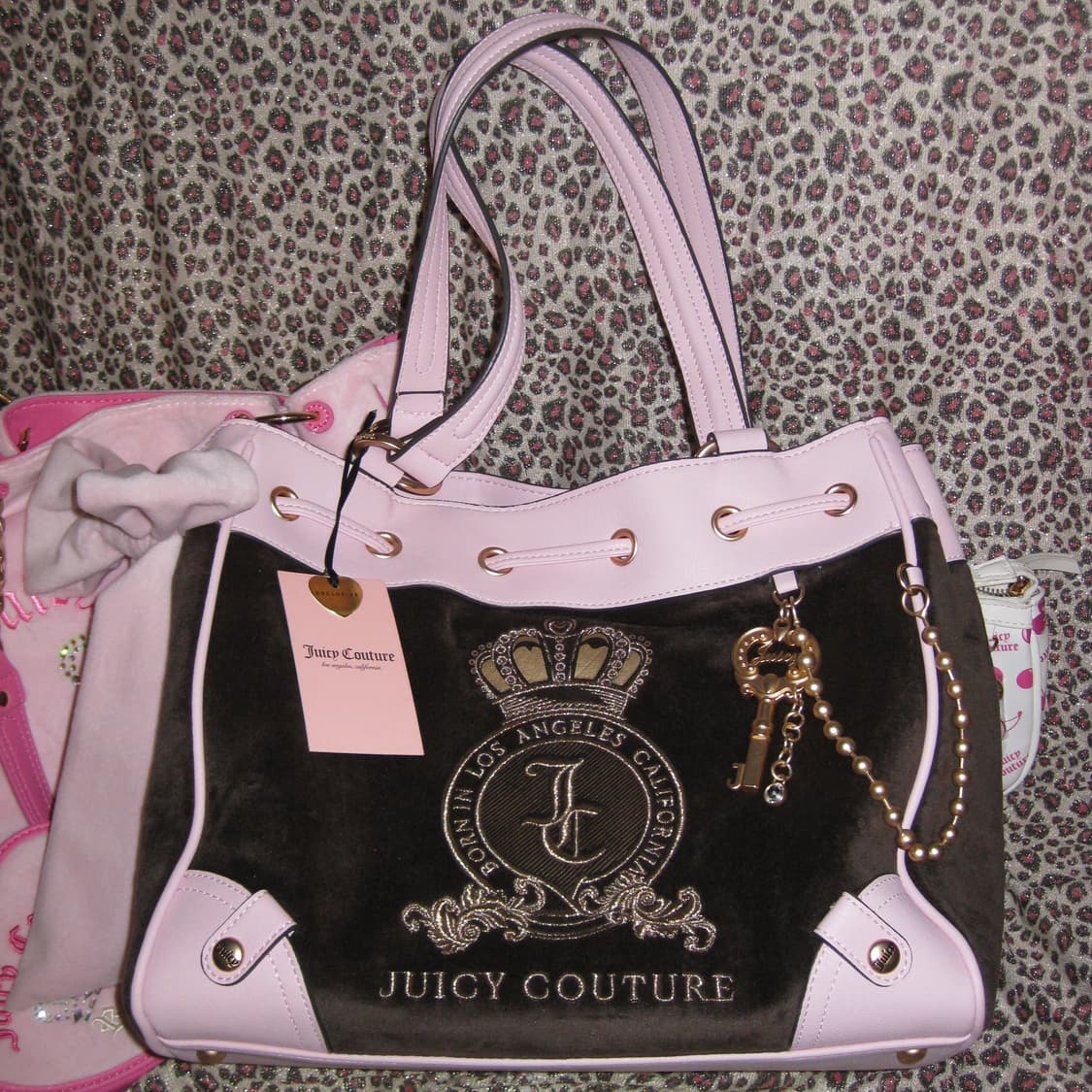 쥬시 꾸뛰르 키 참 러버스 데이드리머 토트백 핑크브라운 상품이미지1