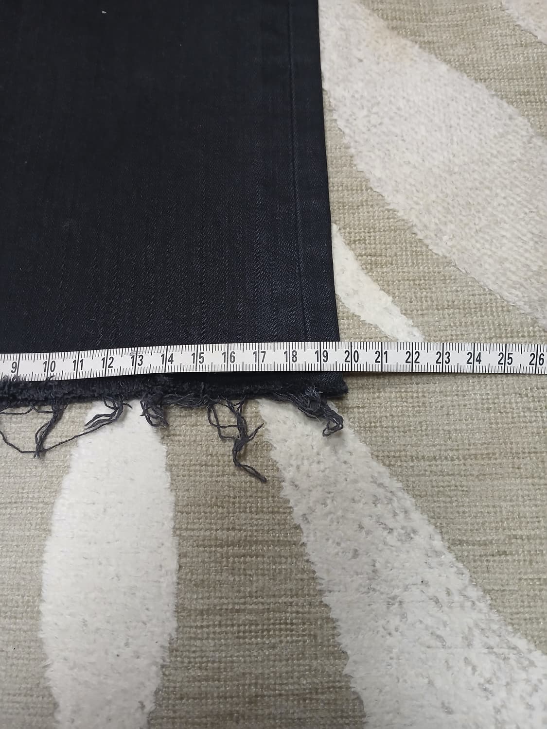 Madewell 블랙 컷팅 데님 팬츠  상품이미지10