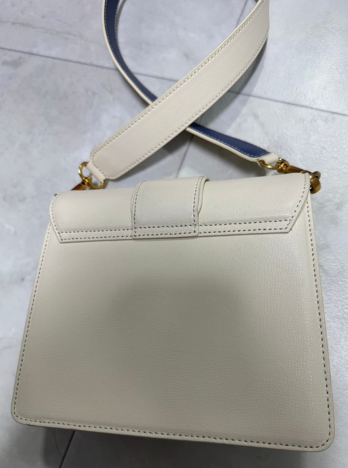 칼린 뉴헤스터 한소희 미니백 상품이미지4