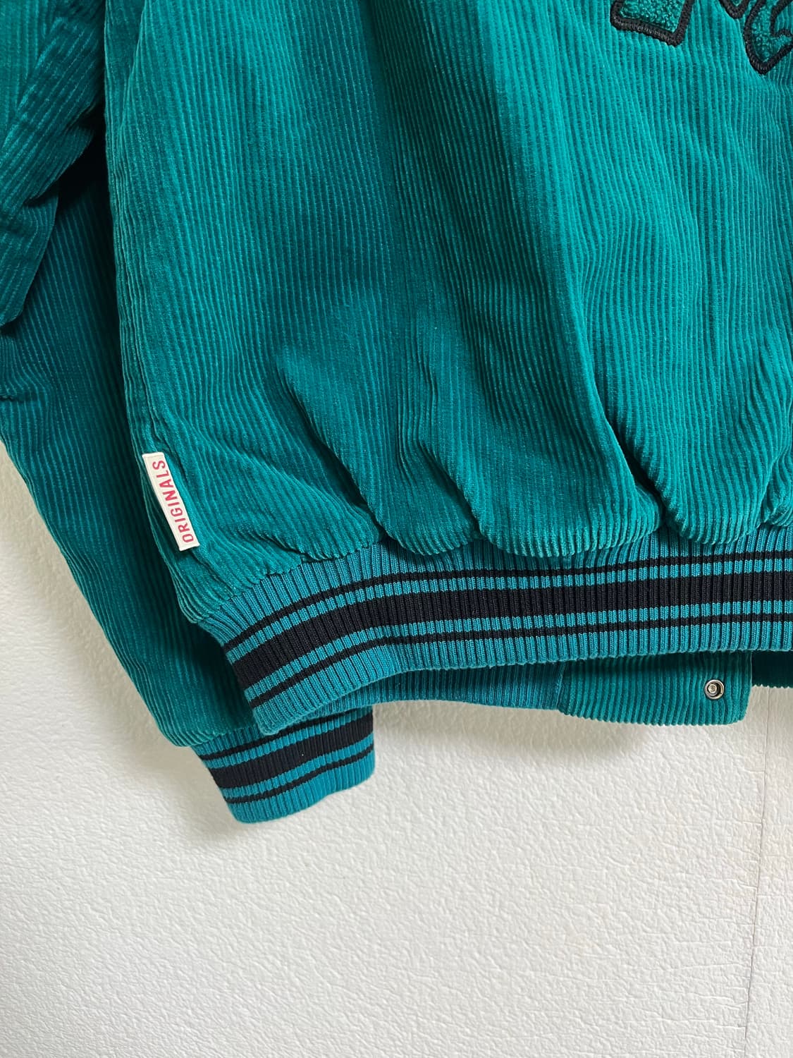 디스이즈네버댓 코듀로이 바시티자켓 M 상품이미지8