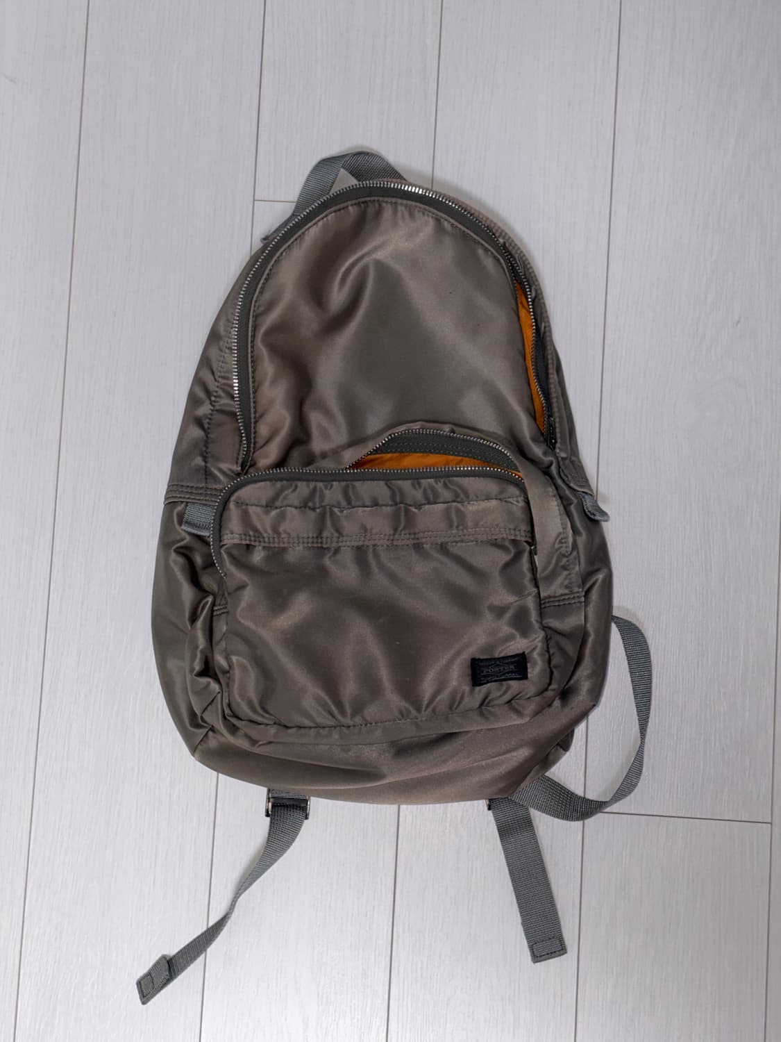 요시다 포터 탱커 데이팩 백팩 실버 그레이 상품이미지9