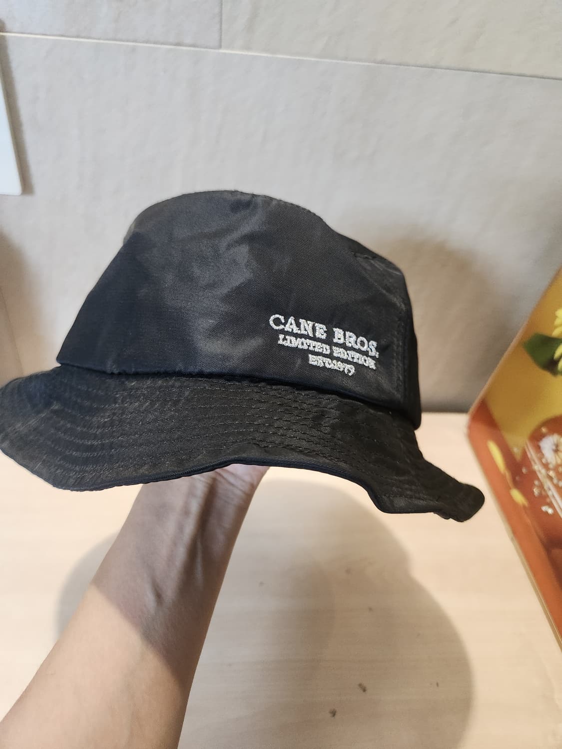 "유니크 포켓 디테일 🖤 CANE BROS. 블랙 버킷햇"
 상품이미지9