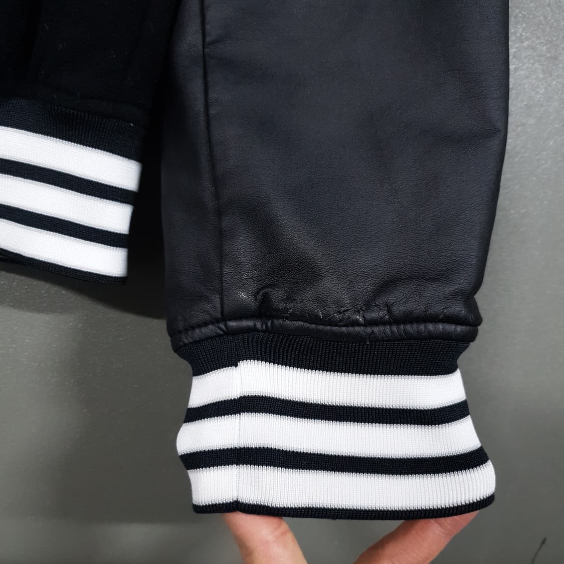 실측 M 아디다스 오리지널 트레포일 패치 자수 누빔 바시티 스타디움 자켓 상품이미지5