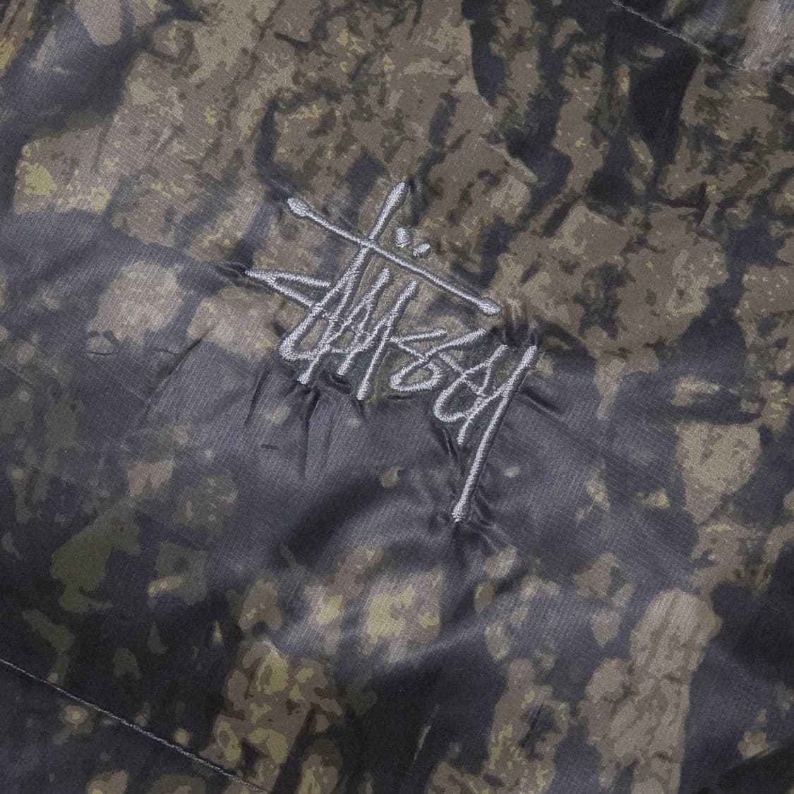 [M] 스투시 마이크로 립스탑 다운 파카 렐릭 카모 상품이미지3