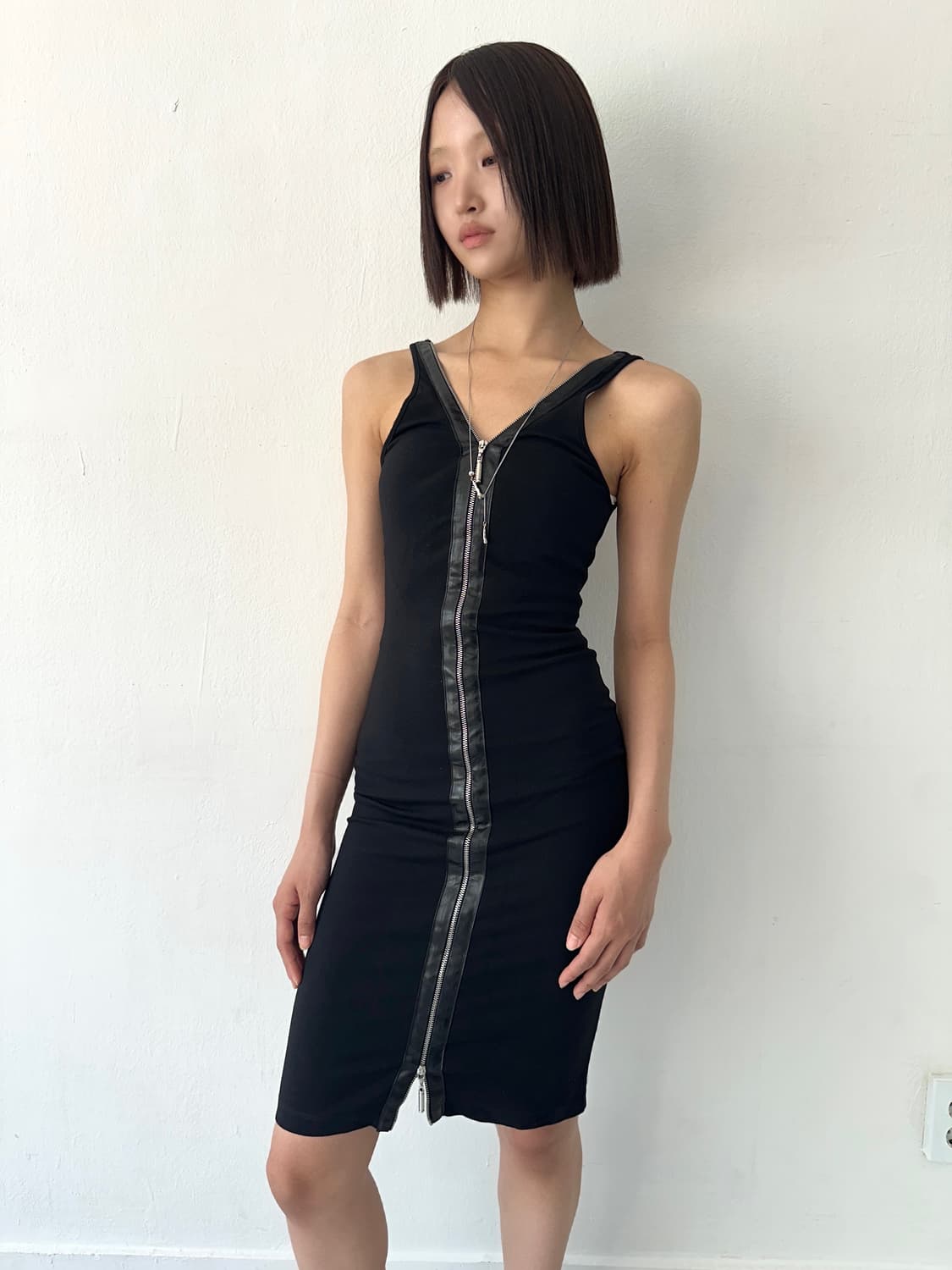 베르사체 베르수스 00s 투웨이 집업 슬리브리스 드레스 상품이미지1