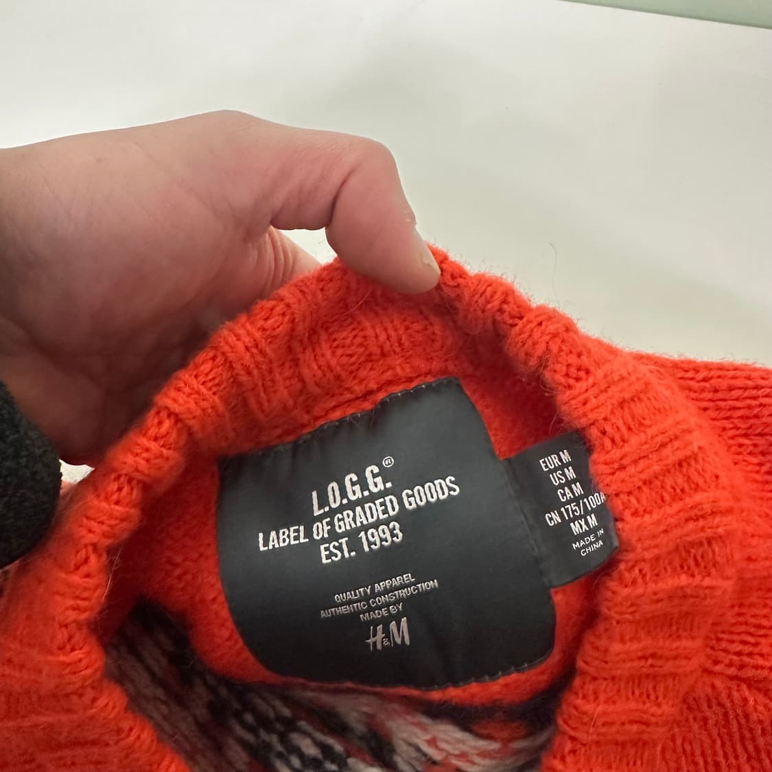 M H&M LOGG 알파카혼방 코랄 눈꽃니트 상품이미지3