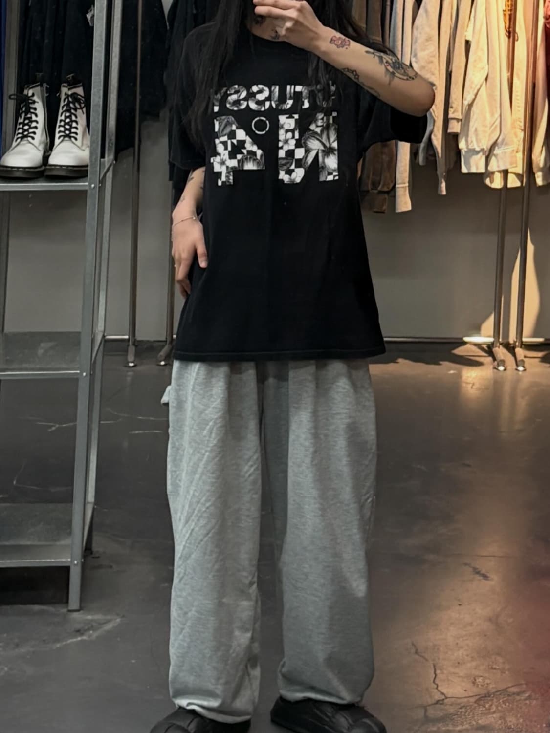 스투시 NO4 플라워 블랙 반팔 A3665 상품이미지1