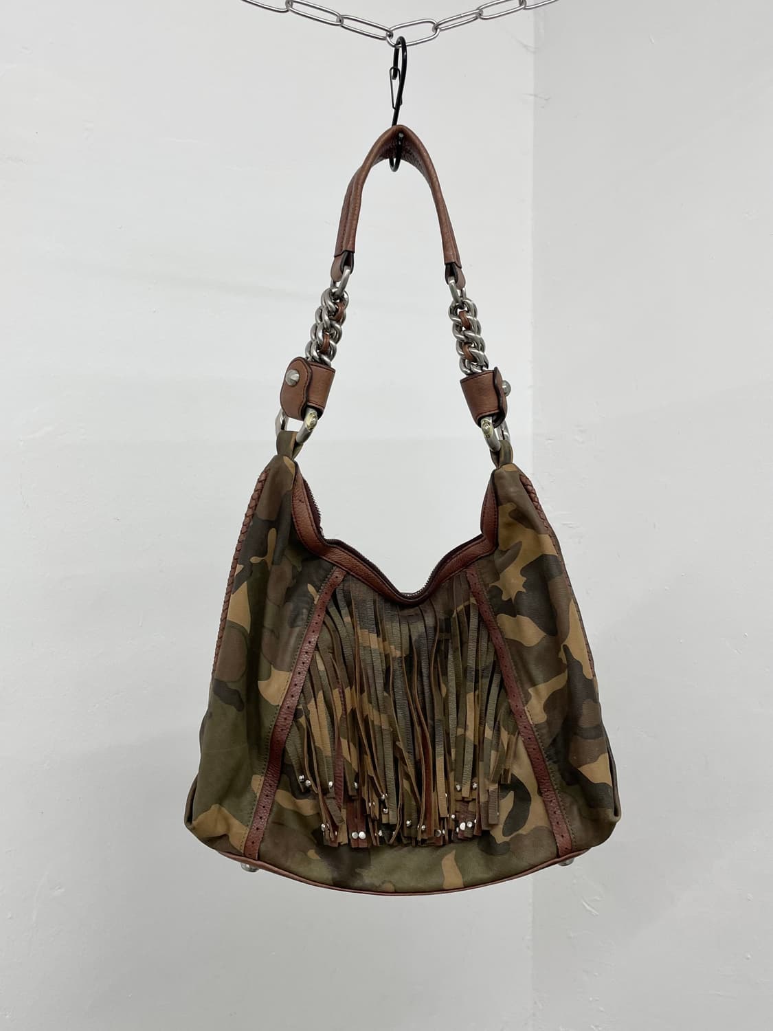 리얼레더 카모 태슬 체인 호보백 상품이미지1