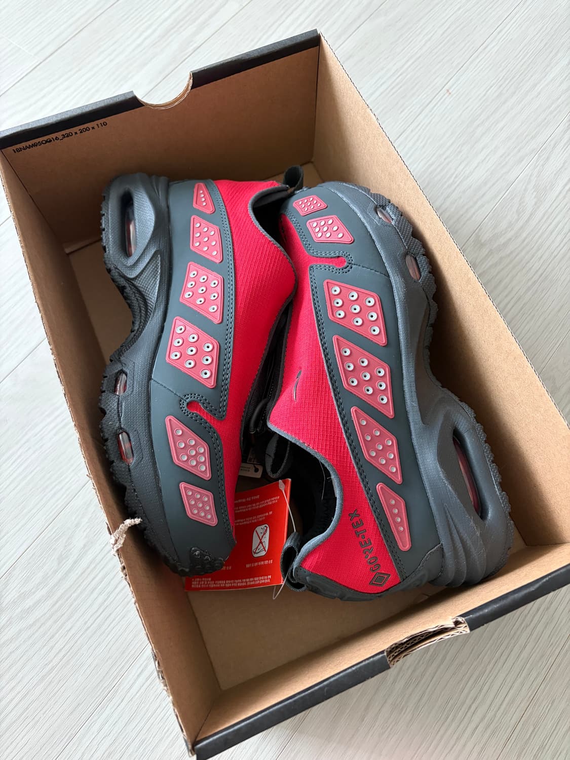 (W) 나이키 에어맥스 SNDR 고어텍스 다크 스모크 상품이미지3